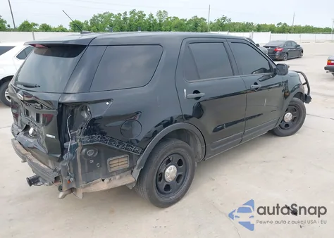 2014 Ford Police Interceptor из США, поврежденный, VIN 1FM5K8AR1EGA71021